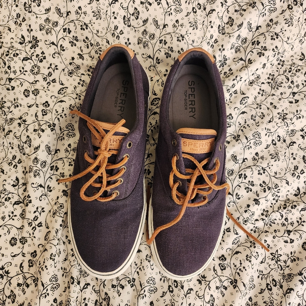 SPERRY classic style canvas boat shoe sneaker size 11.5